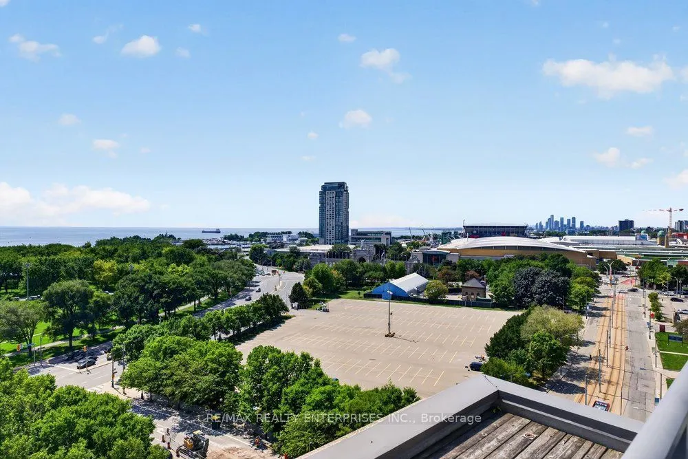 231 Fort York Boulevard #412