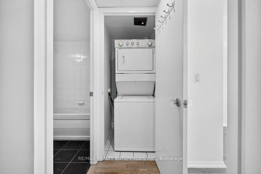 231 Fort York Boulevard #412