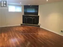 393 Hounslow Avenue