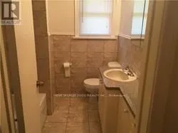 393 Hounslow Avenue