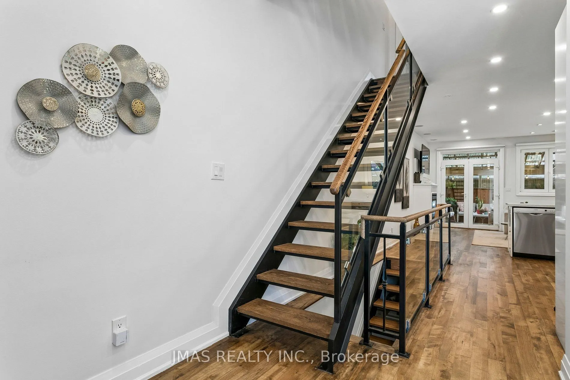 268 Manning Avenue