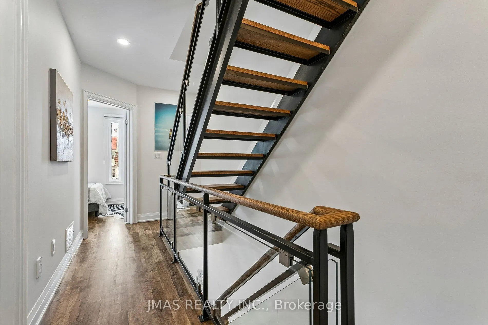 268 Manning Avenue