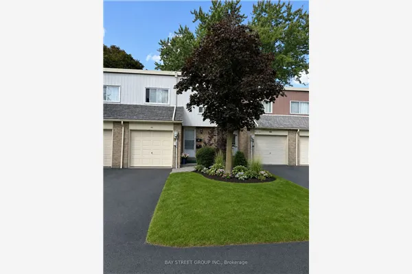 44 Woody Vine Way