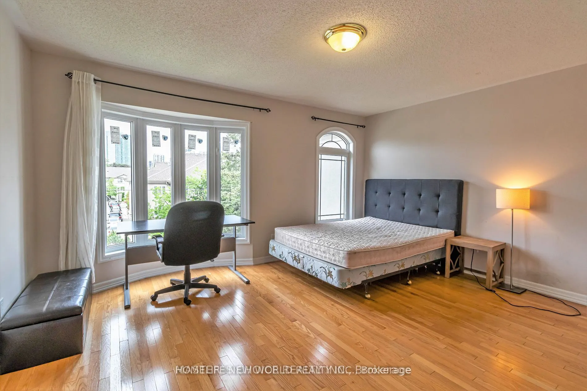 6 Altamont Road #Upper