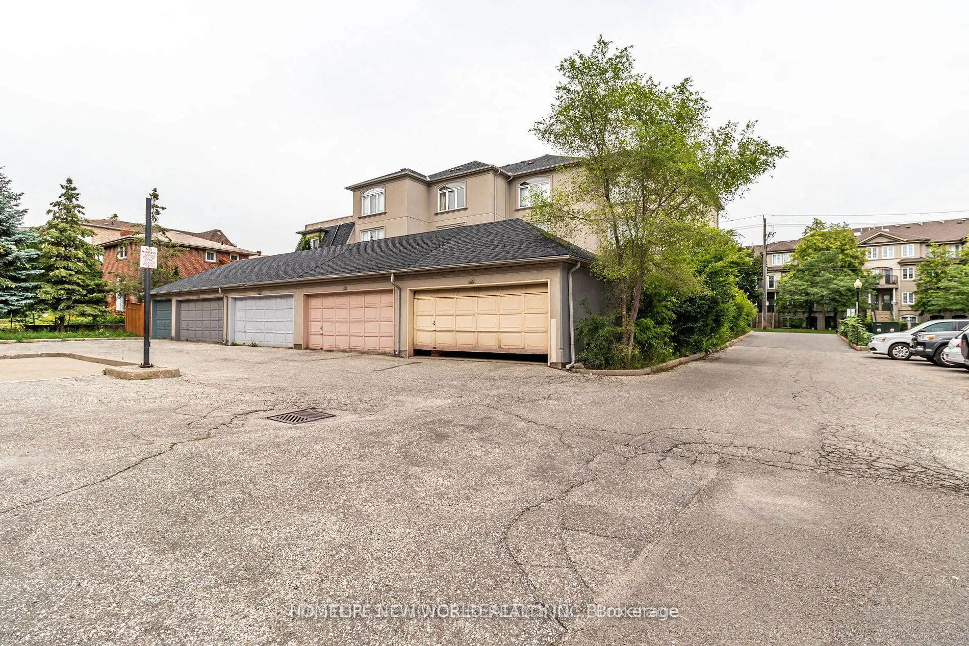 6 Altamont Road #Upper