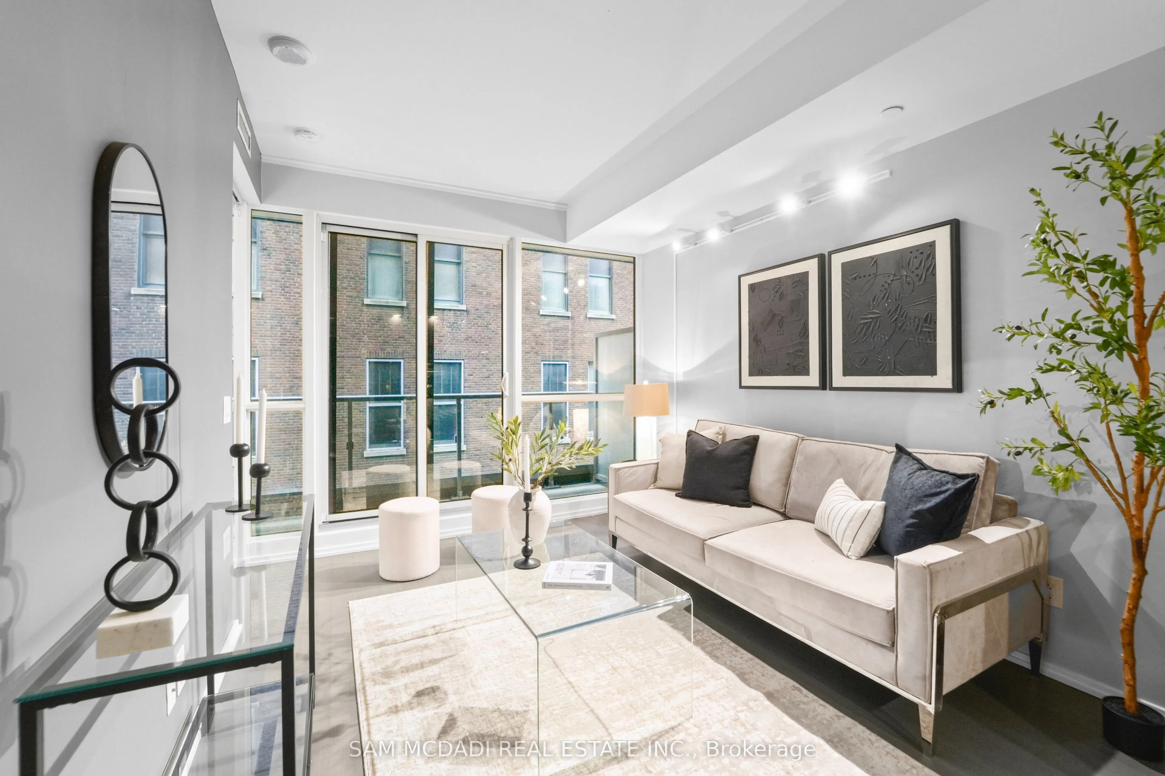70 Temperance Street #608