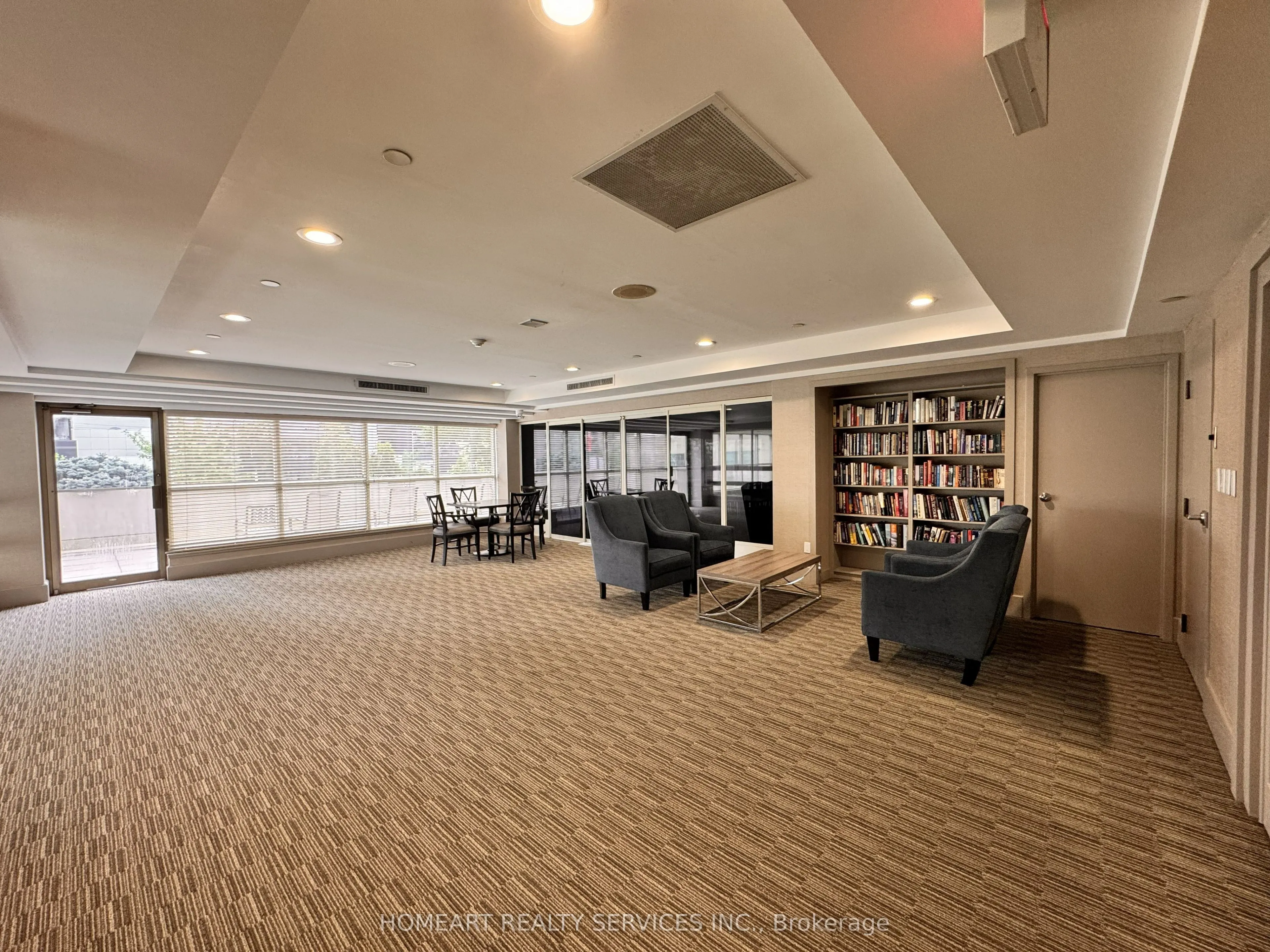 30 Greenfield Avenue #1806