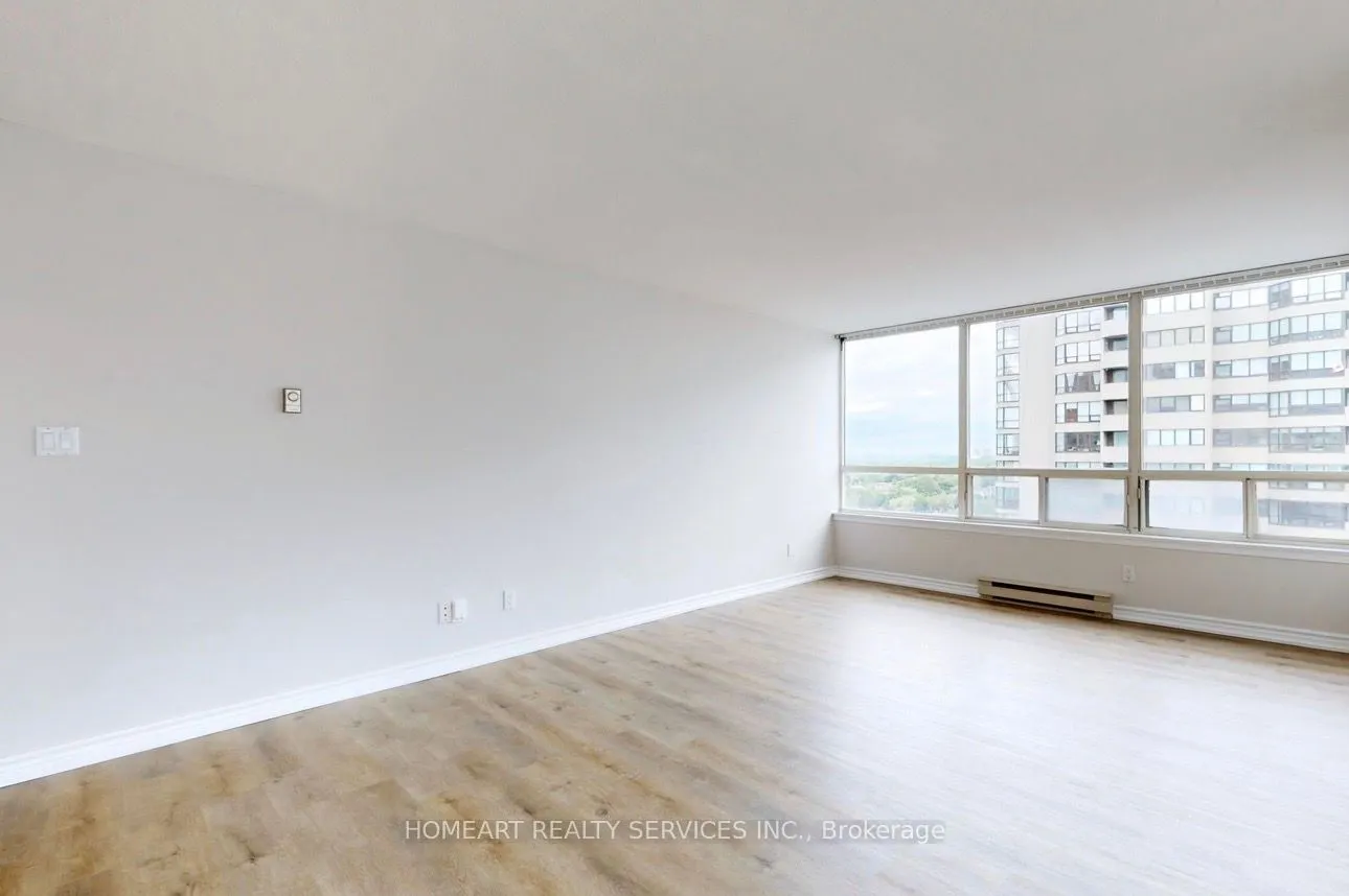30 Greenfield Avenue #1806
