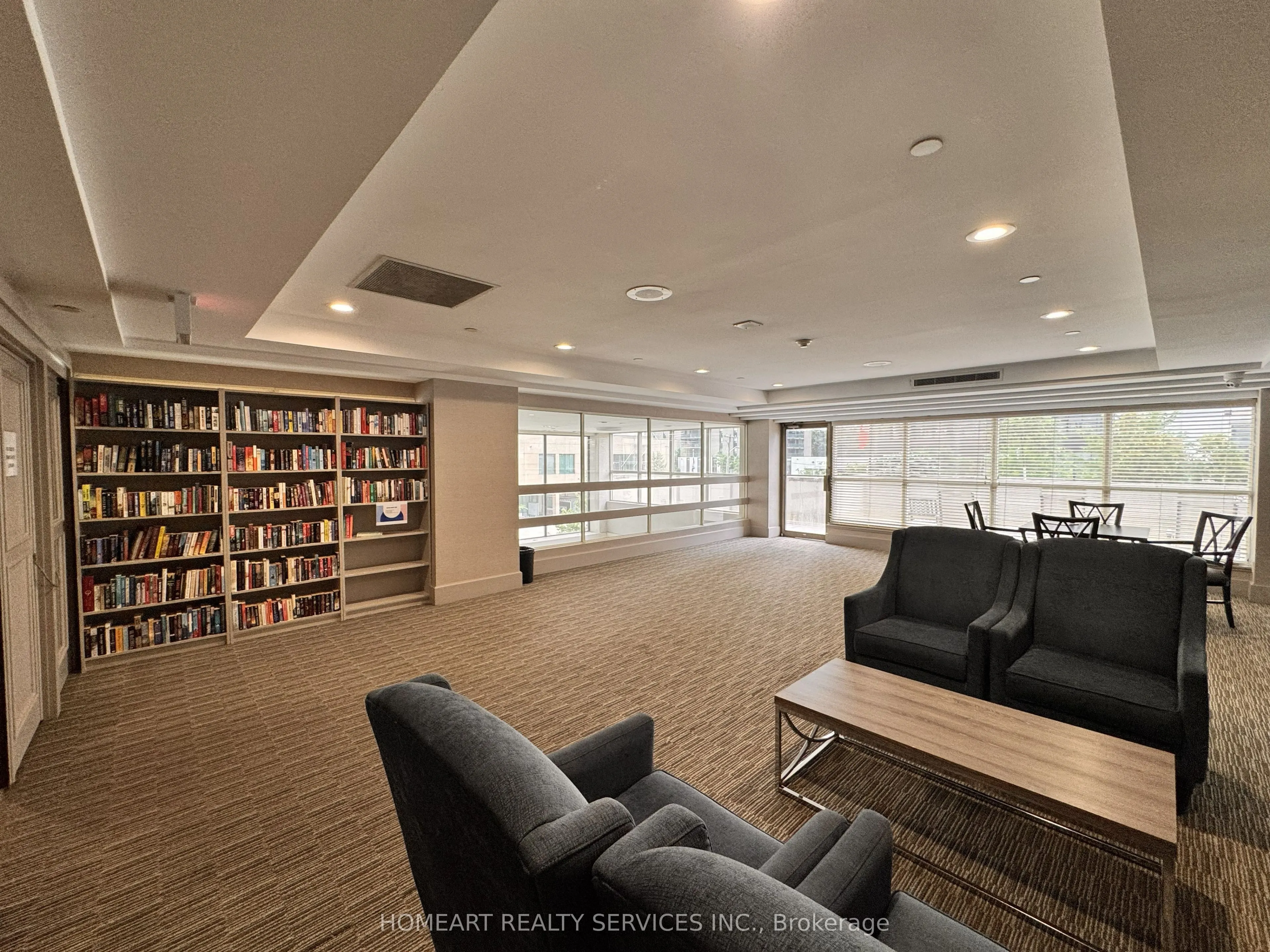 30 Greenfield Avenue #1806