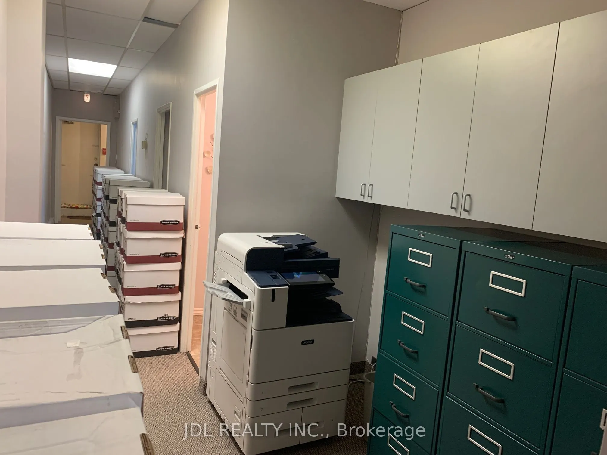 1071-B Bloor Street W