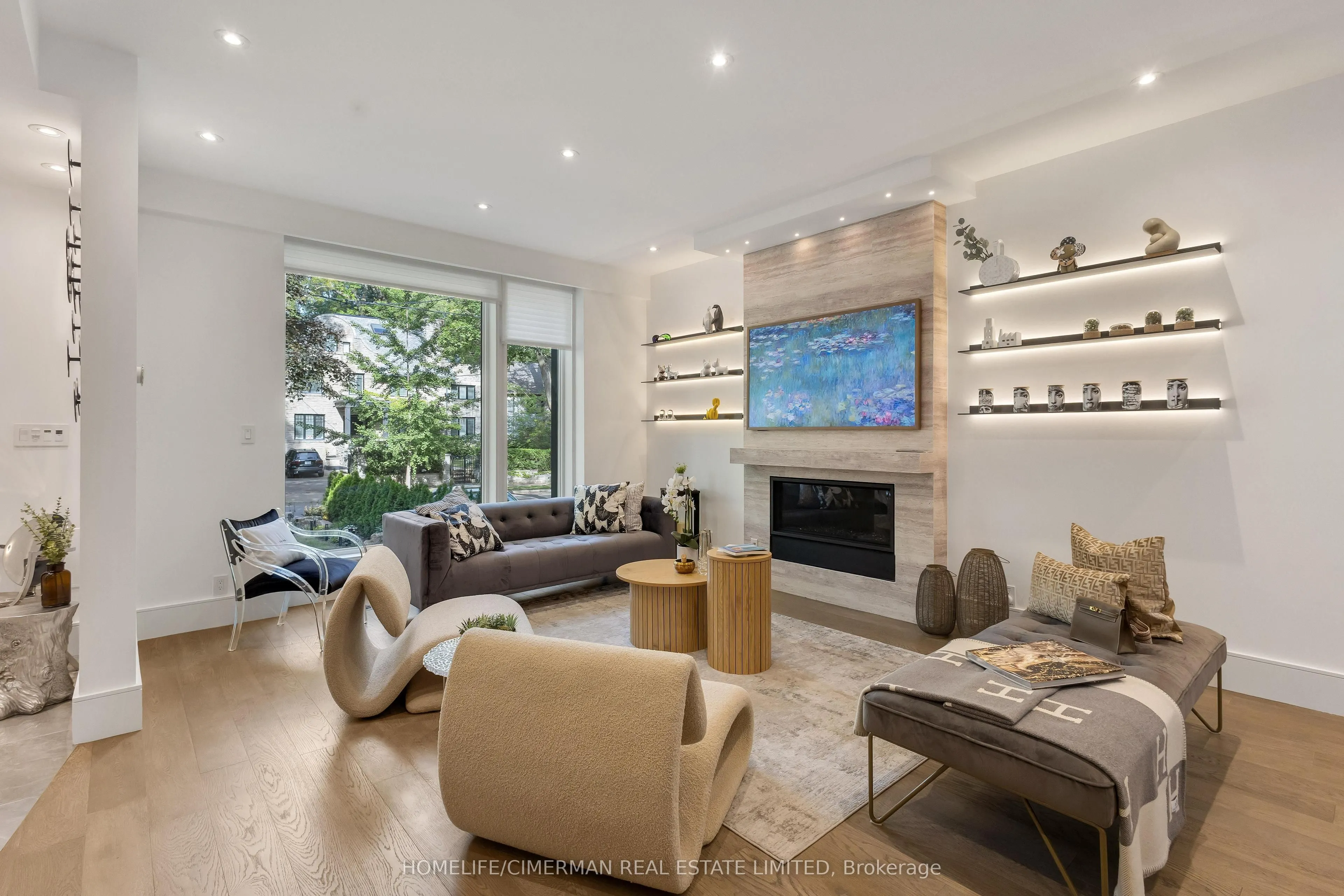 124 Lyndhurst Avenue