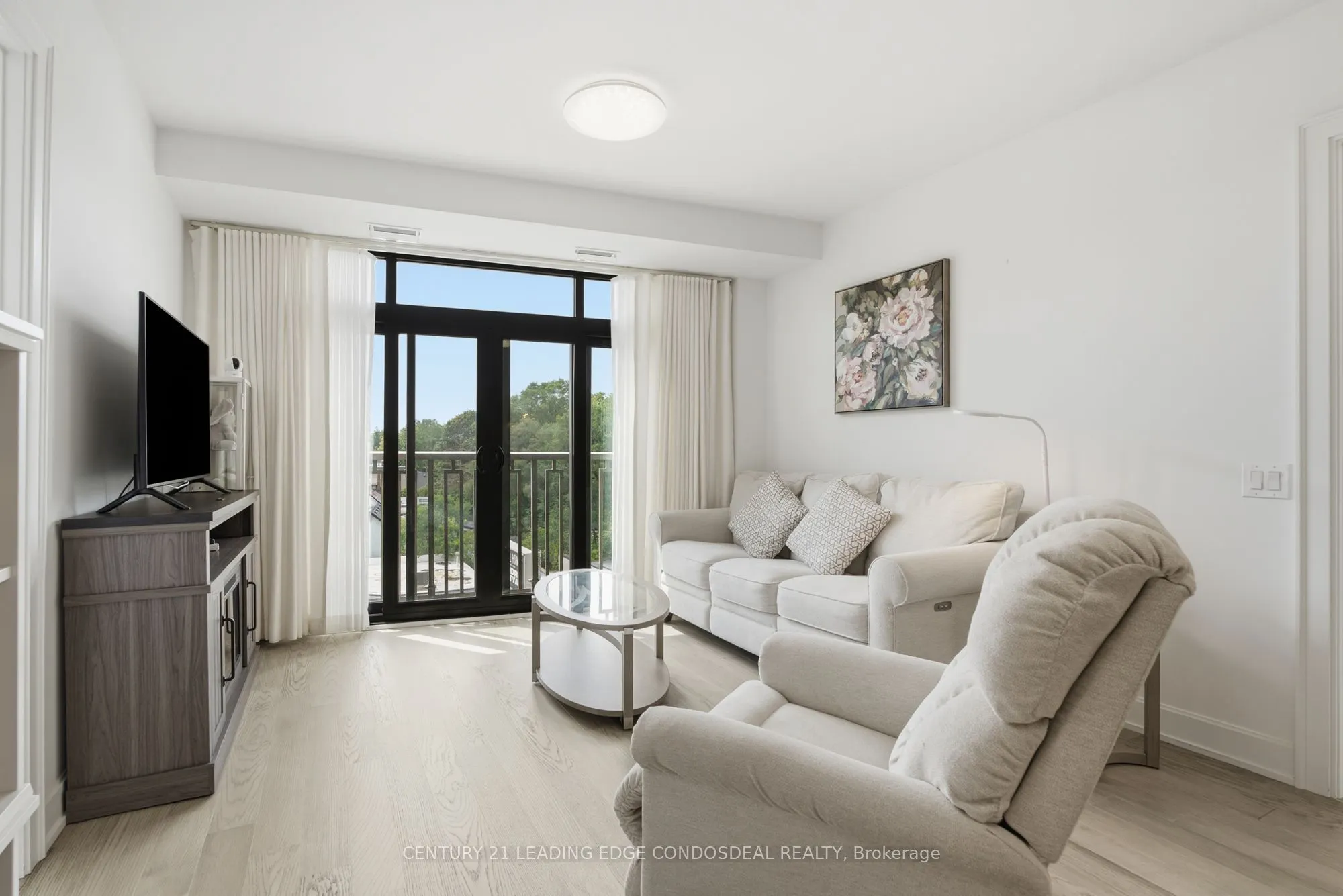 1 Strathgowan Avenue #503