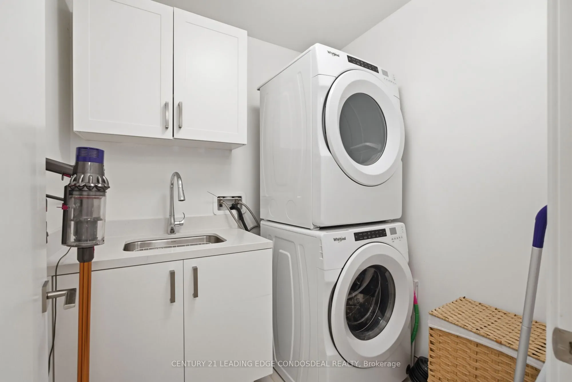1 Strathgowan Avenue #503
