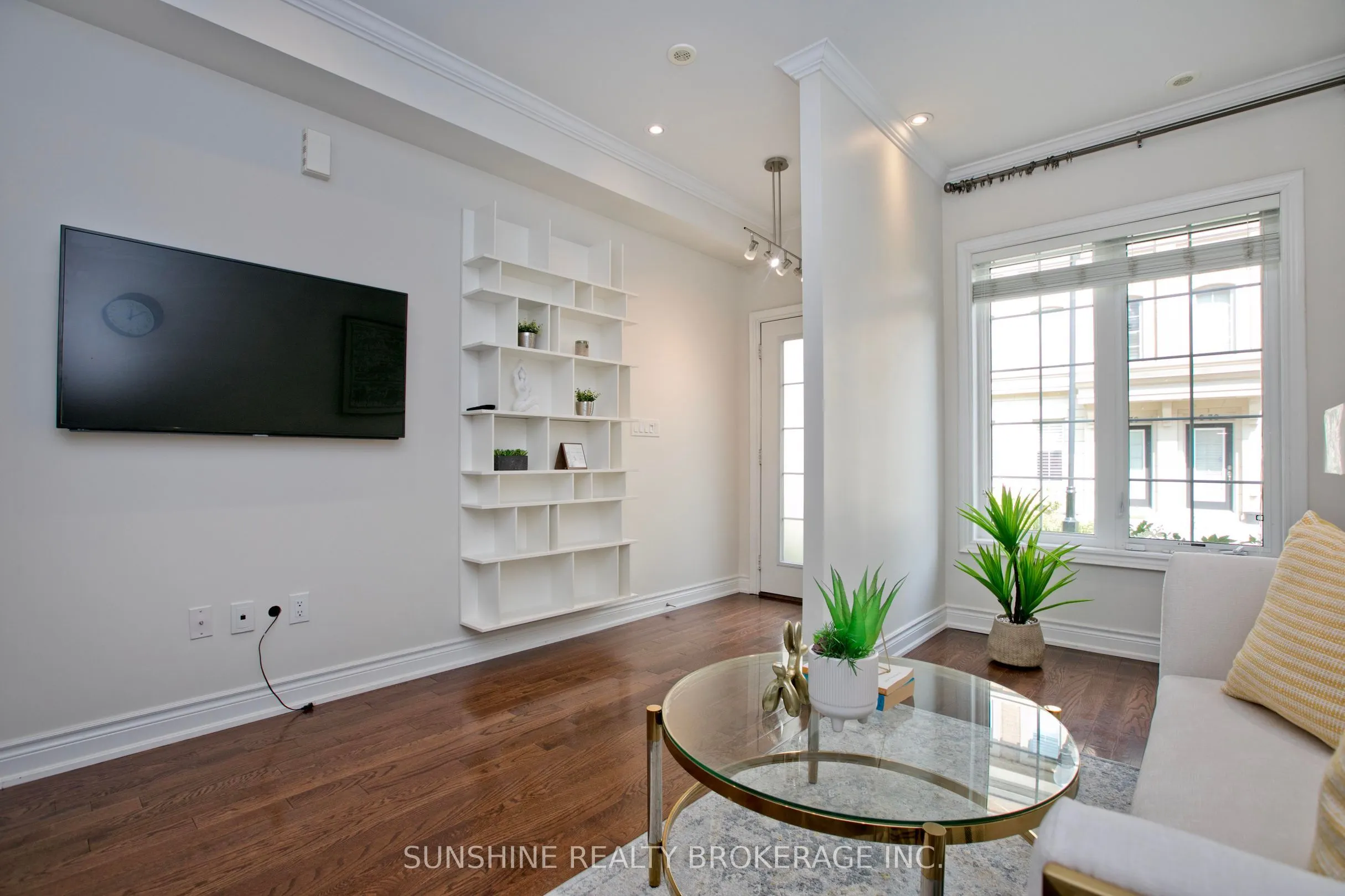 20 Hargrave Lane #12