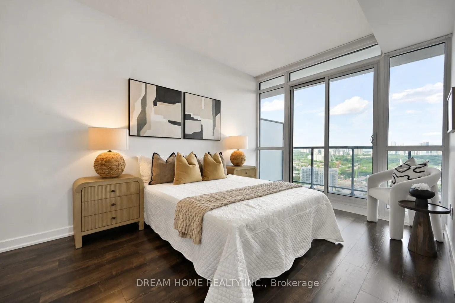 121 Mcmahon Drive #2608