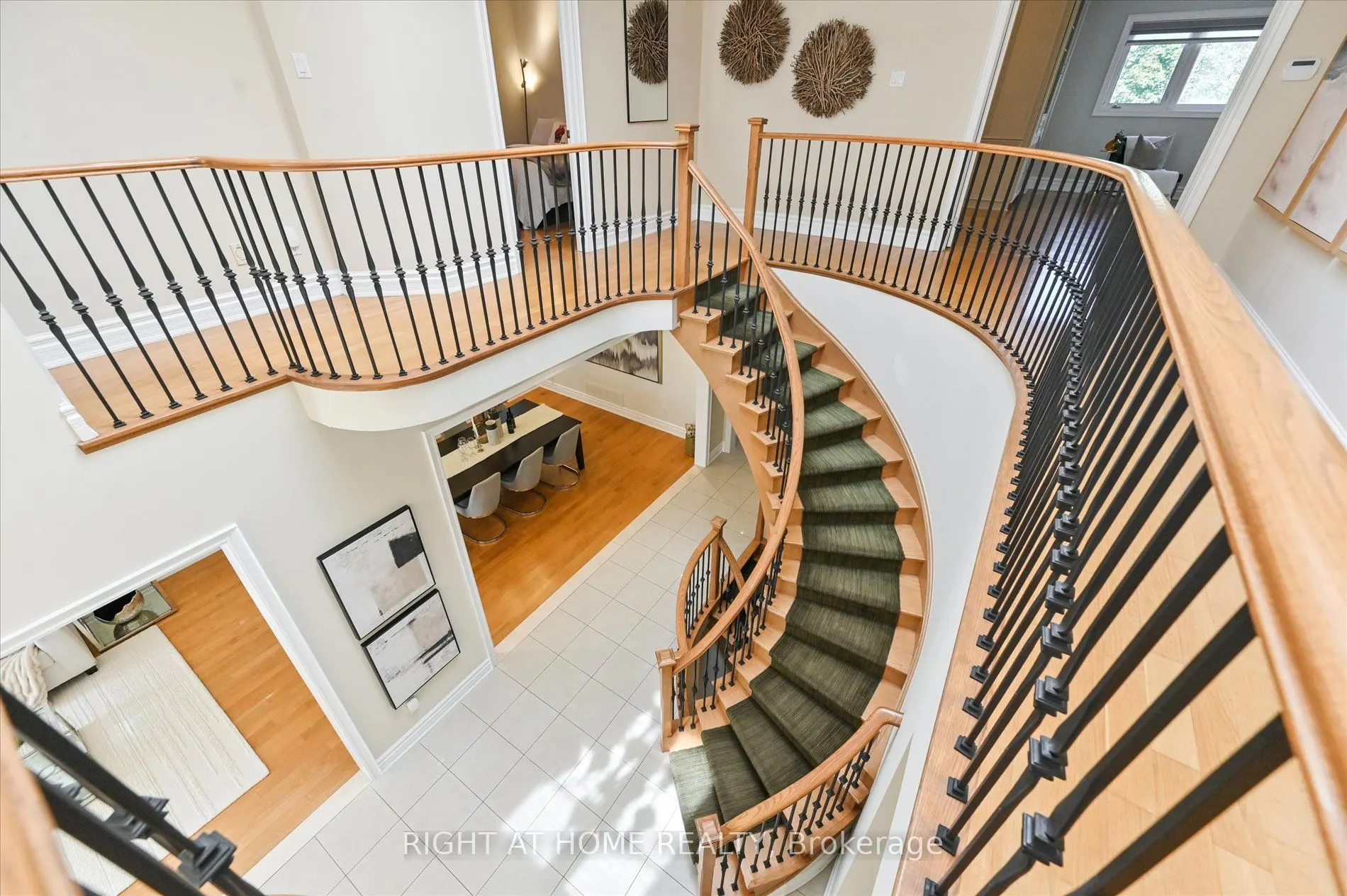 154 Charlton Boulevard