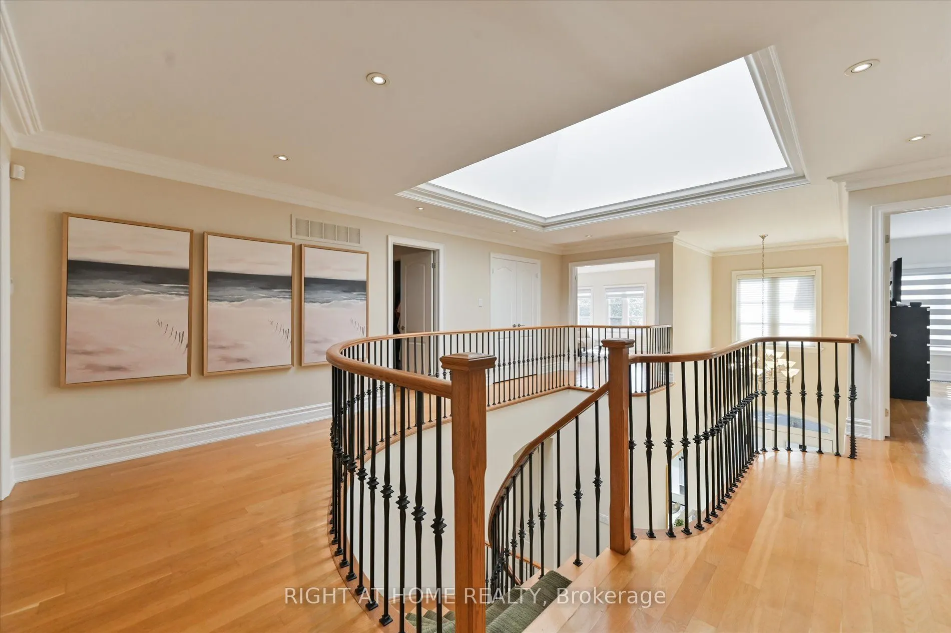 154 Charlton Boulevard