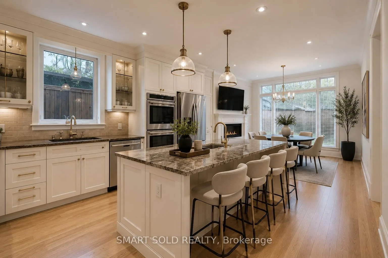 347 Cortleigh Boulevard