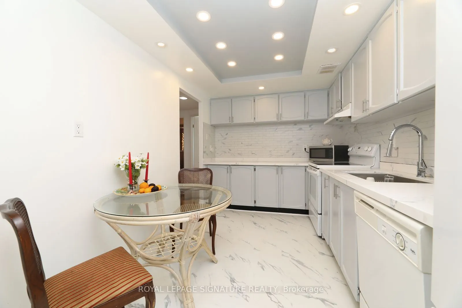 3303 Don Mills Road #1402