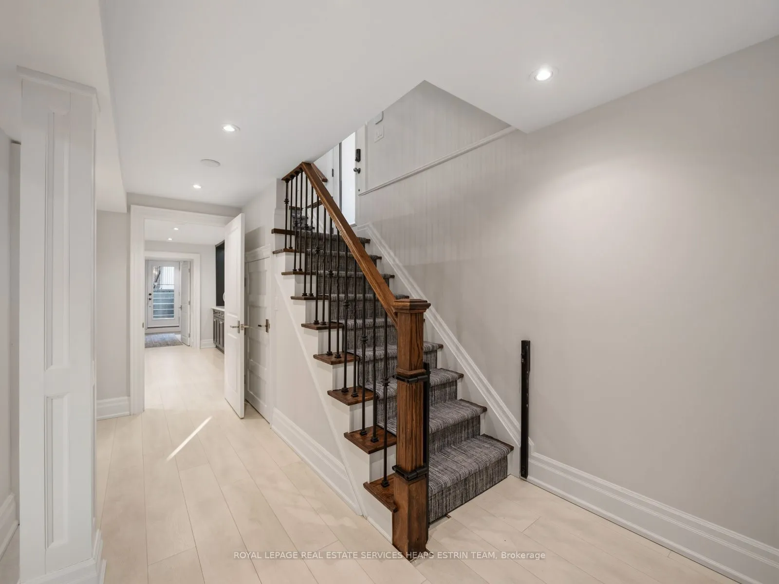 29 Maxwell Avenue