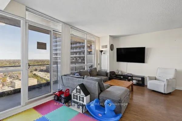 29 Singer Court #2605