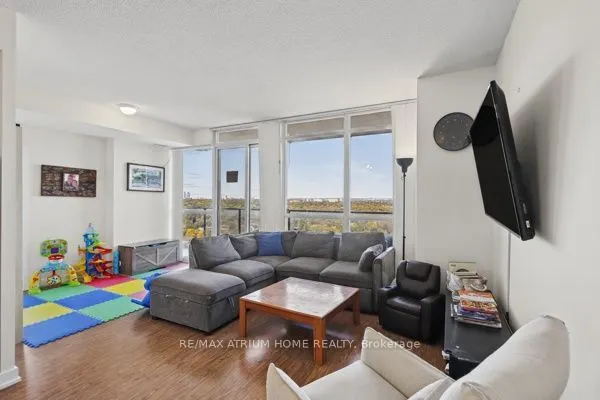 29 Singer Court #2605