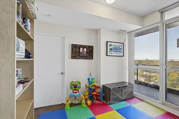 29 Singer Court #2605