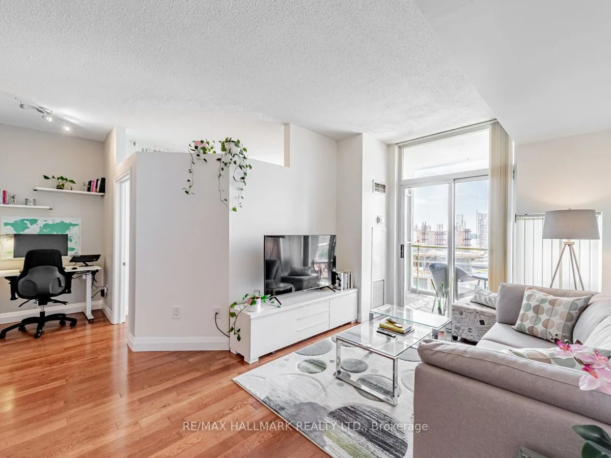 39 Parliament Street #1102