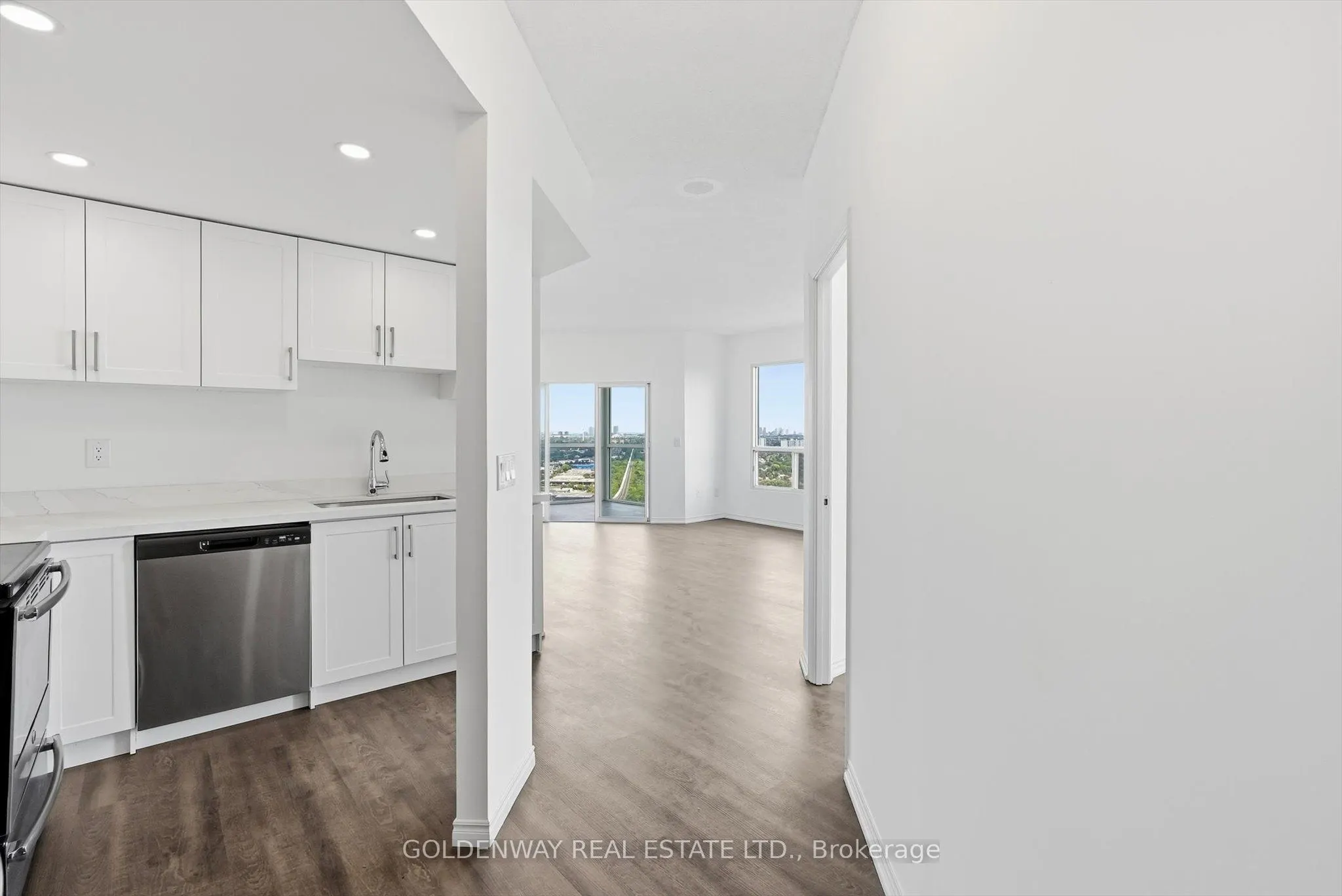 7 Concorde Place #2901