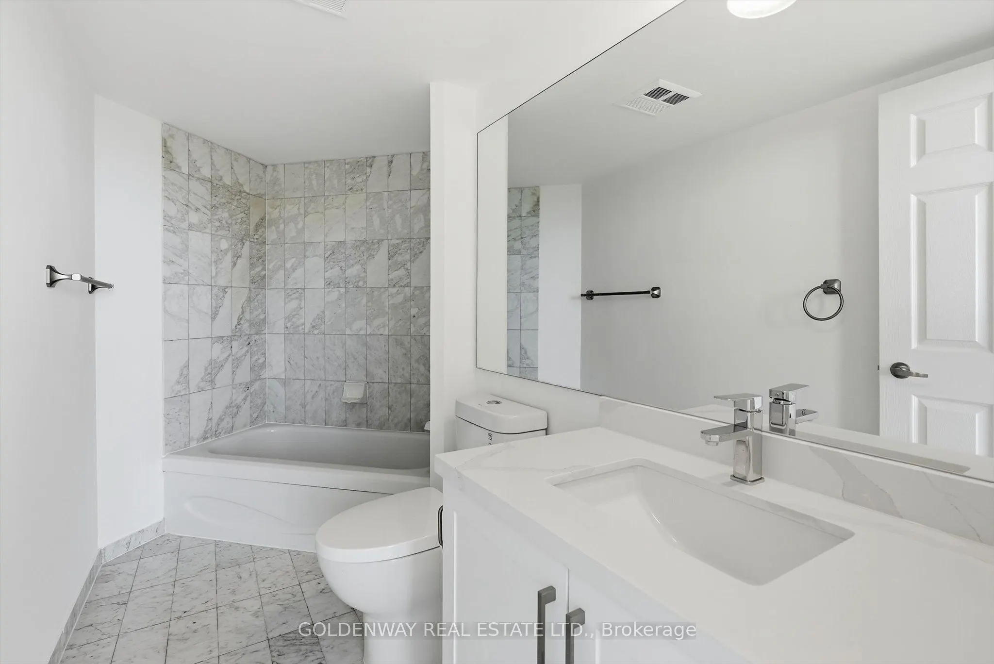 7 Concorde Place #2901