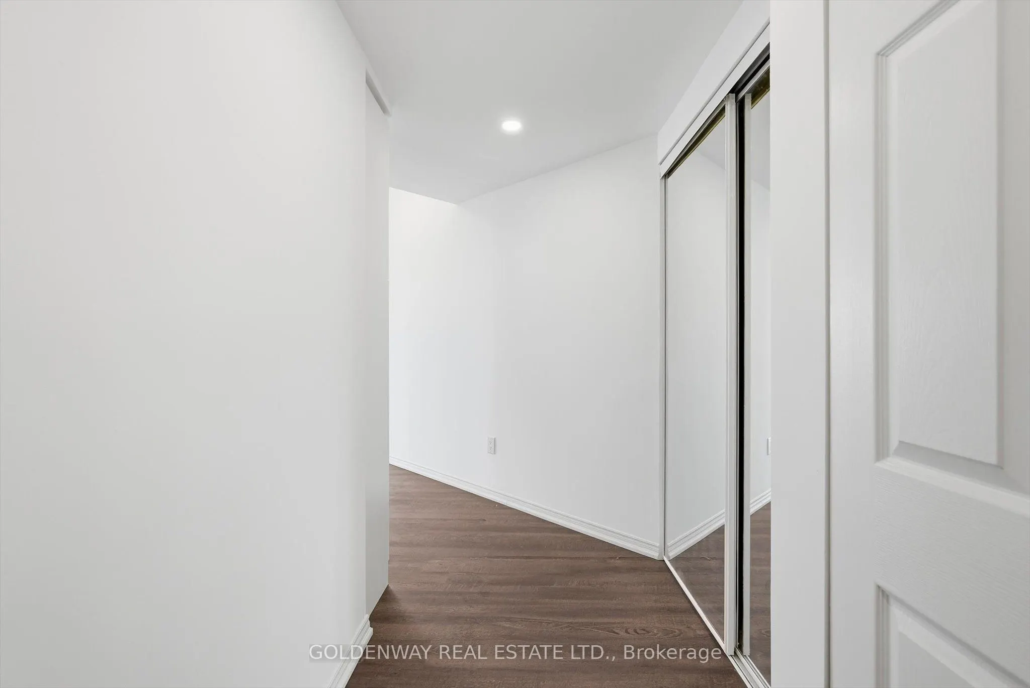 7 Concorde Place #2901