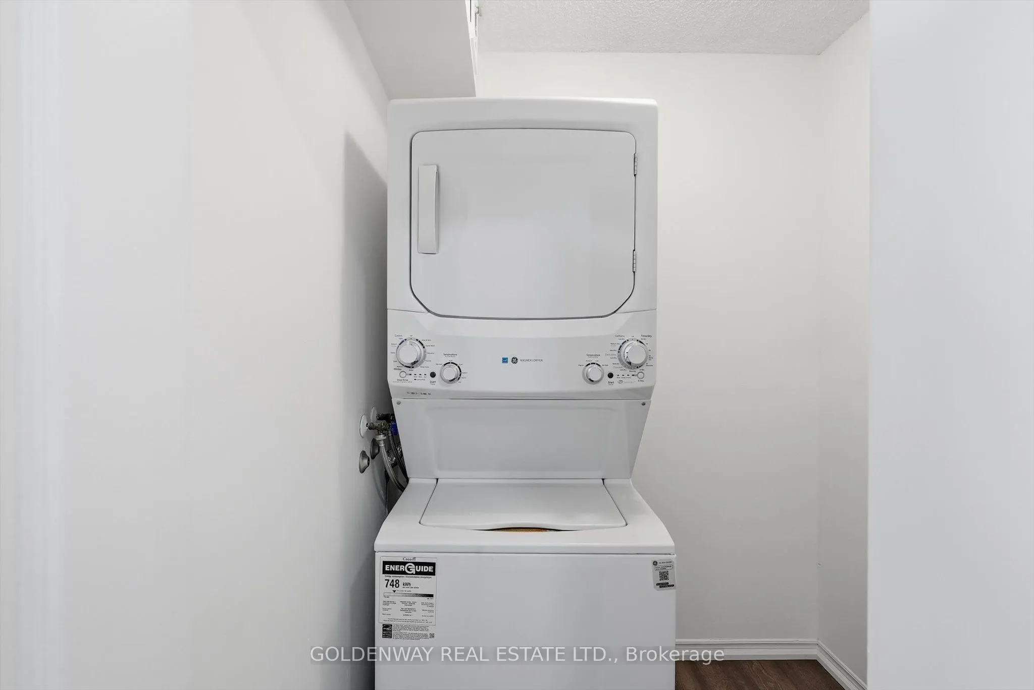 7 Concorde Place #2901