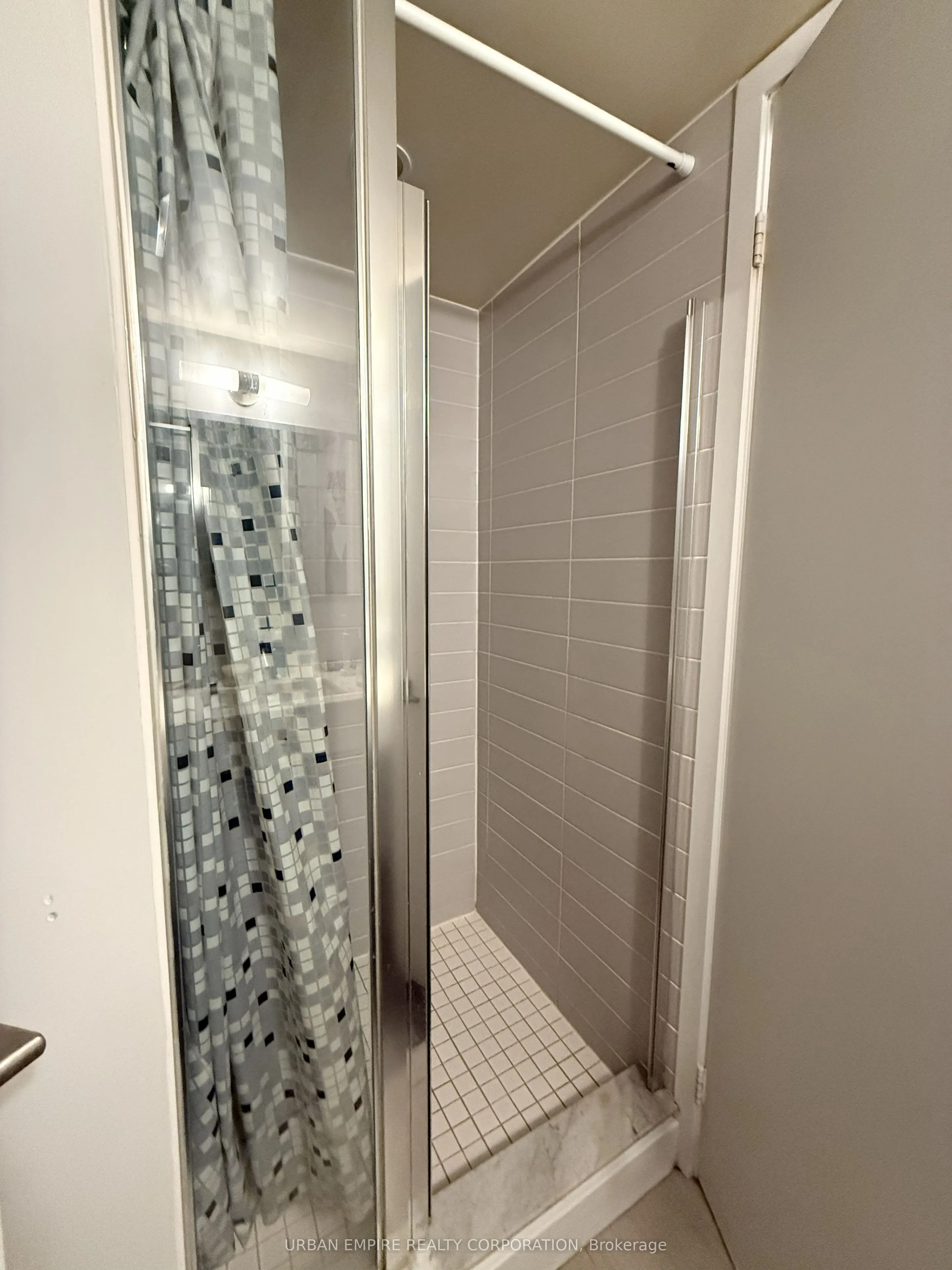 126 Simcoe Street #408