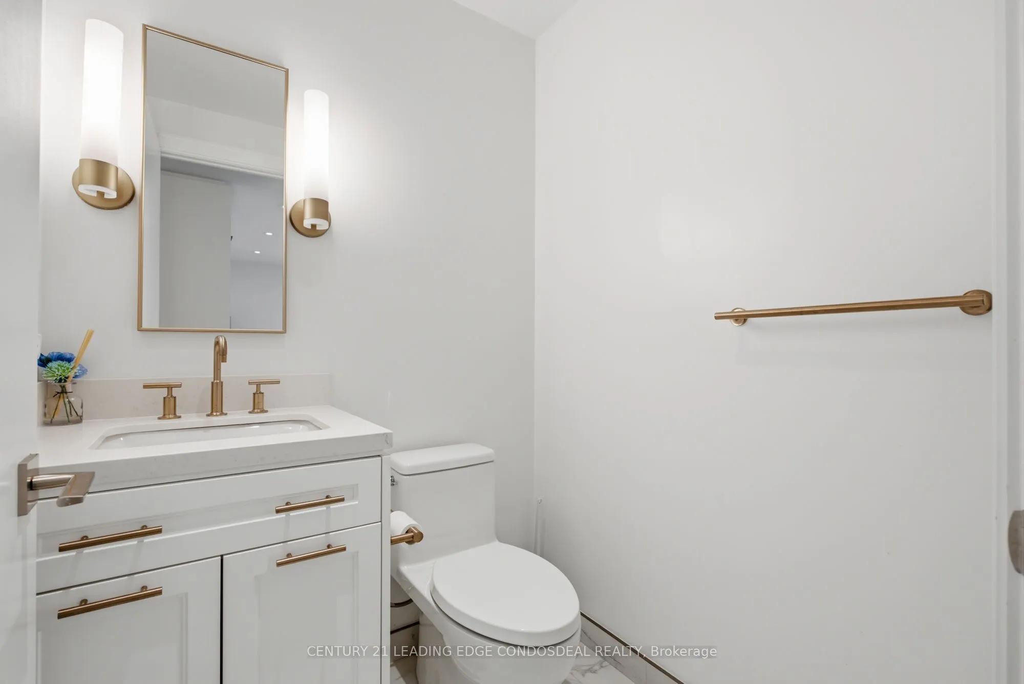 1 Strathgowan Avenue #503