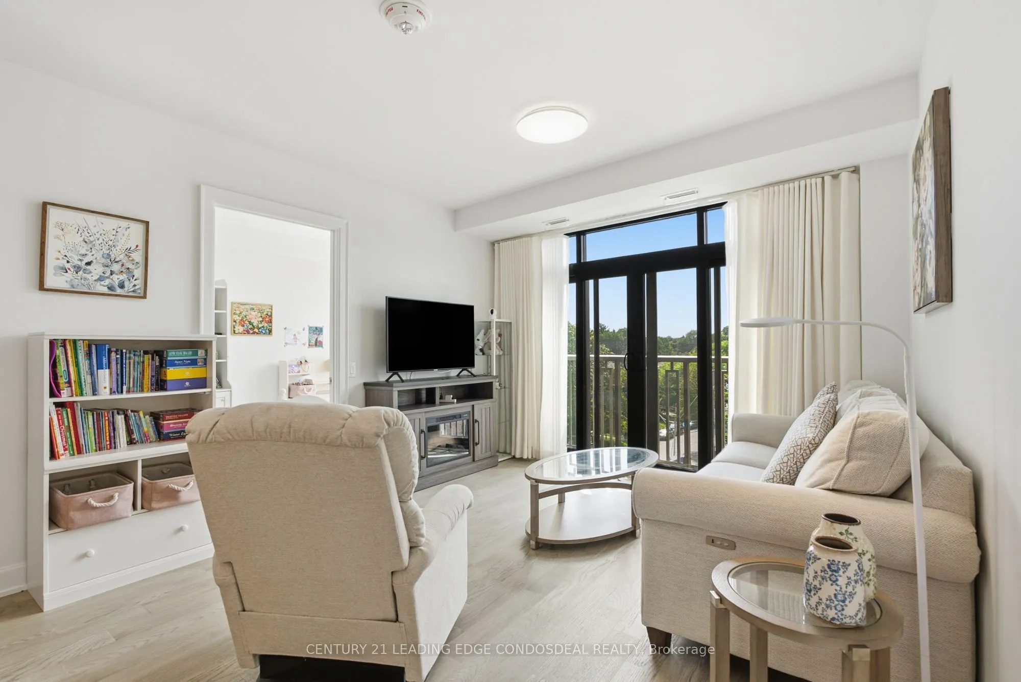 1 Strathgowan Avenue #503