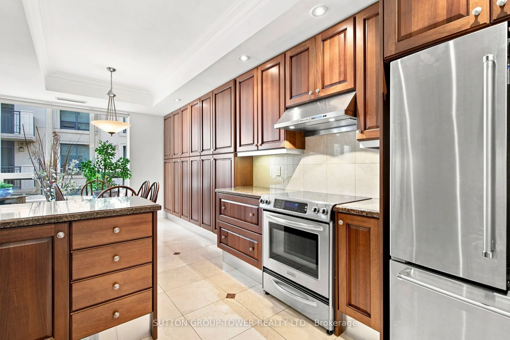 660 Sheppard Avenue E #505B