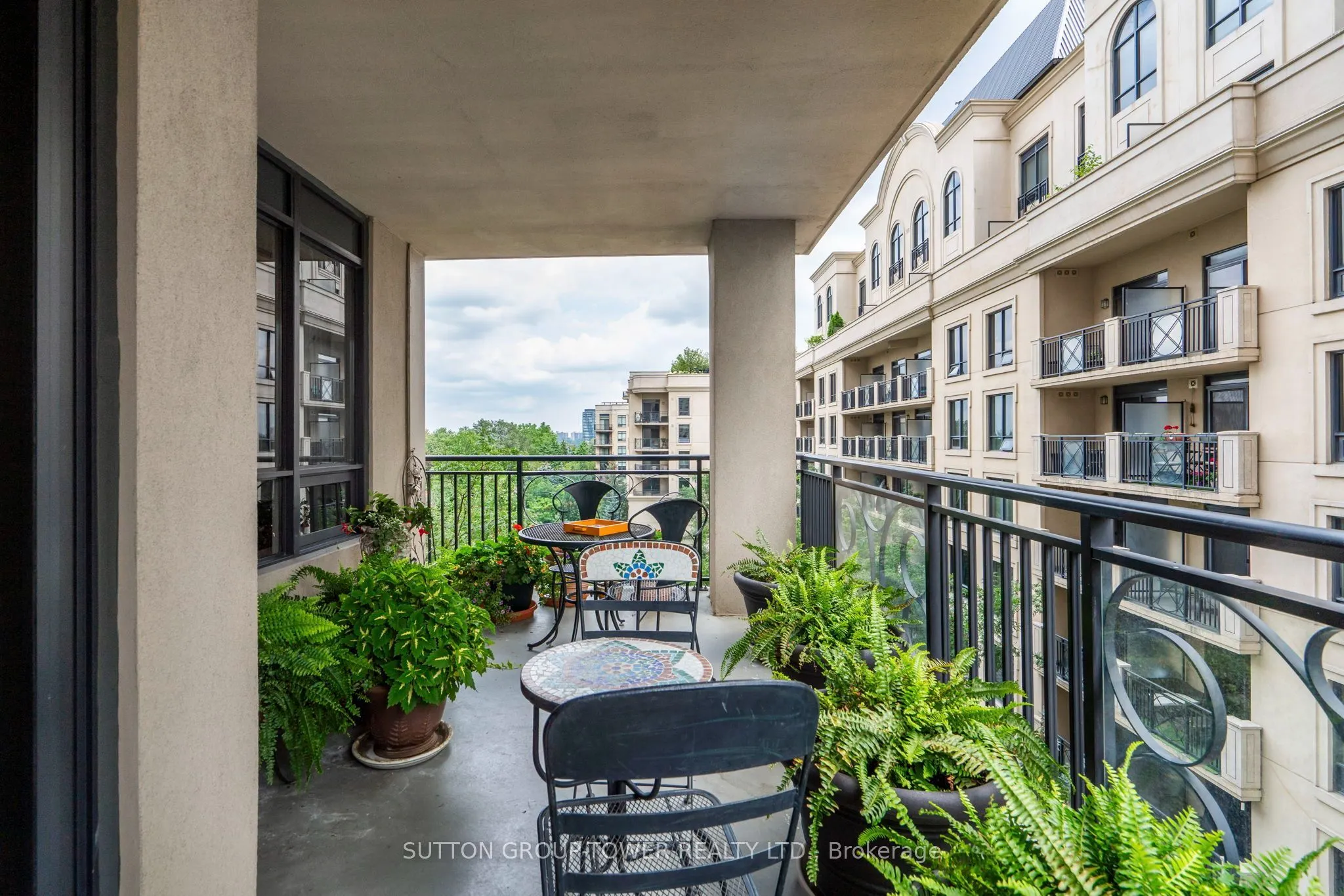 660 Sheppard Avenue E #505B