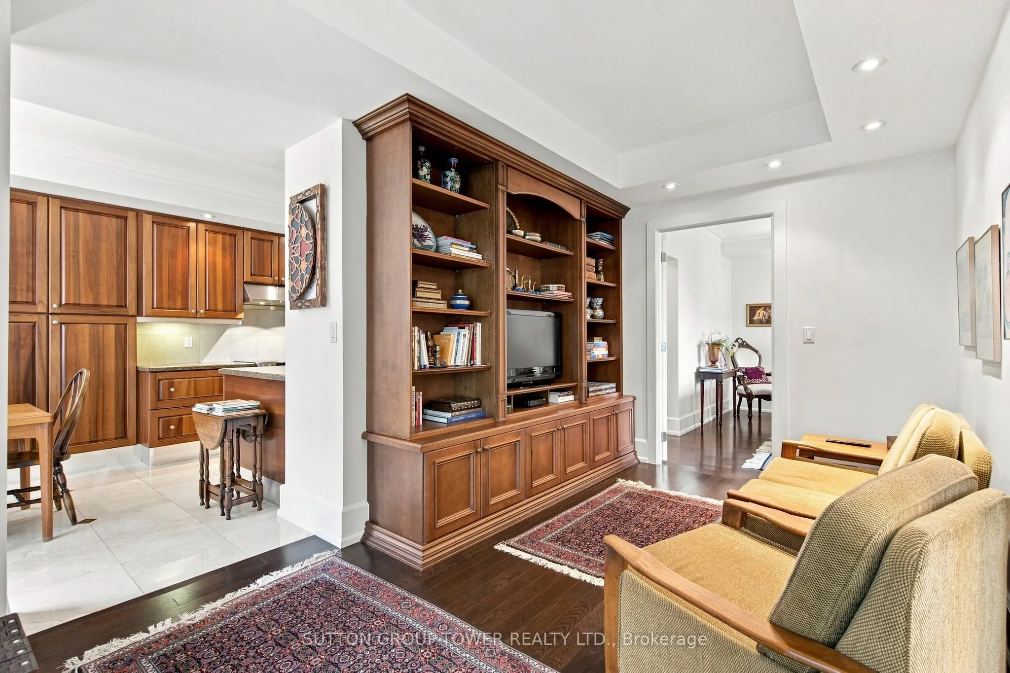 660 Sheppard Avenue E #505B