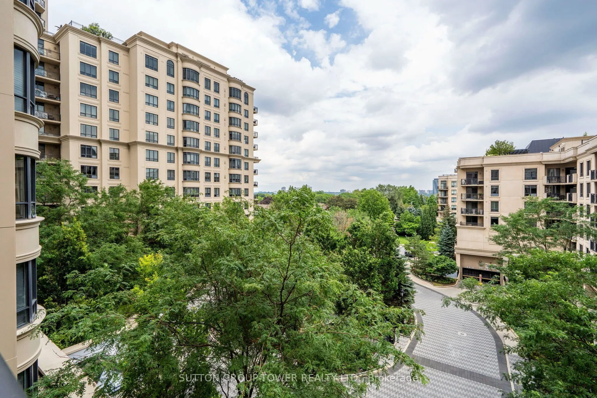 660 Sheppard Avenue E #505B