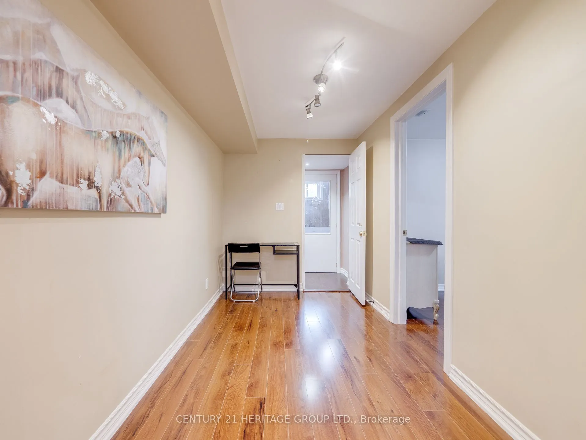 97 Allingham Gardens #Room B