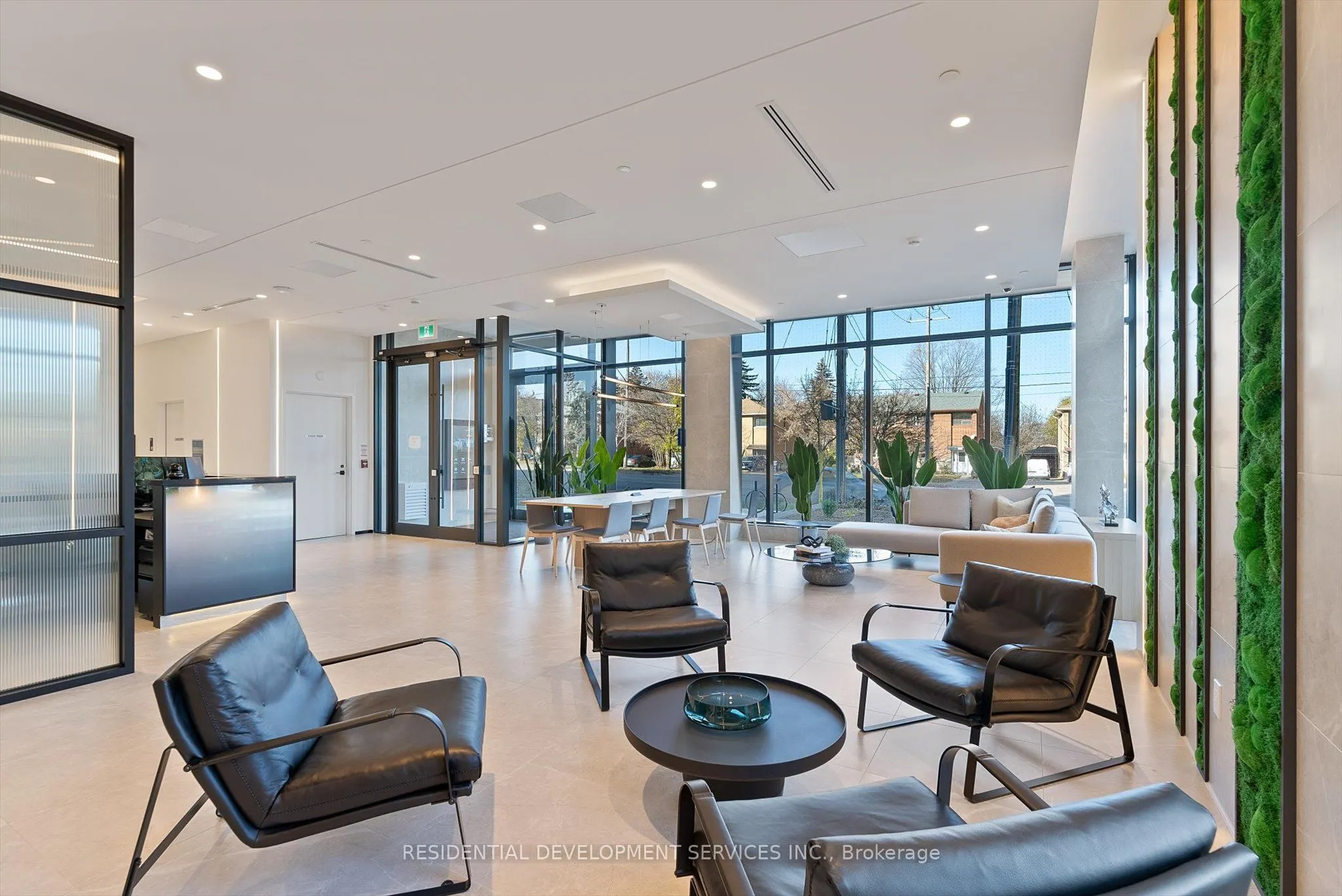 699 Sheppard Avenue E #1007