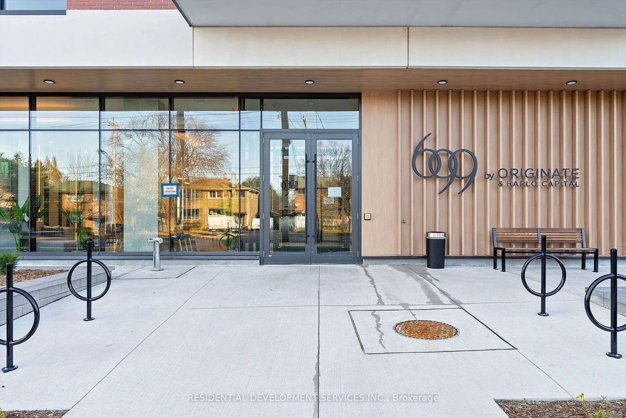 699 Sheppard Avenue E #1007