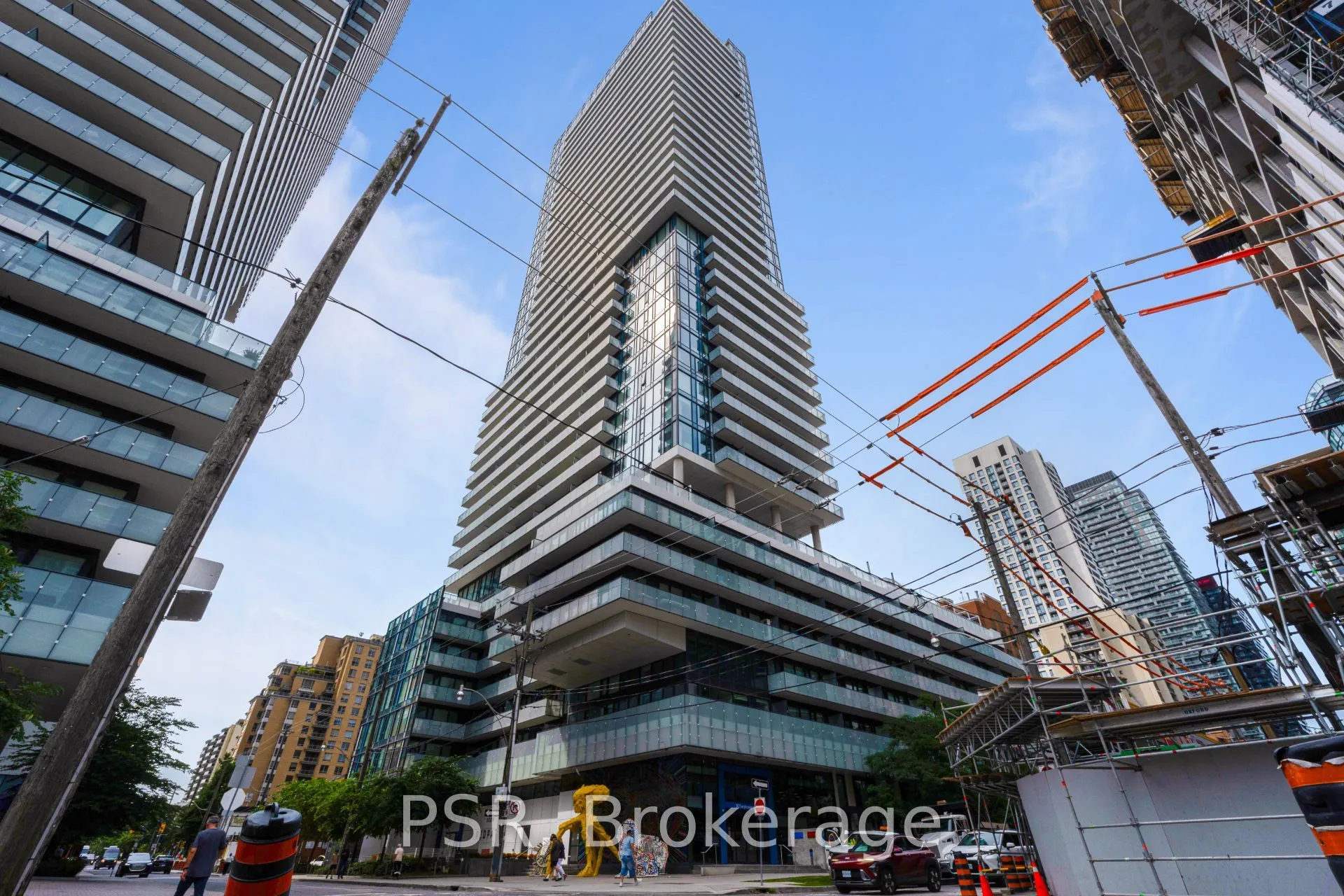 161 Roehampton Avenue #2601