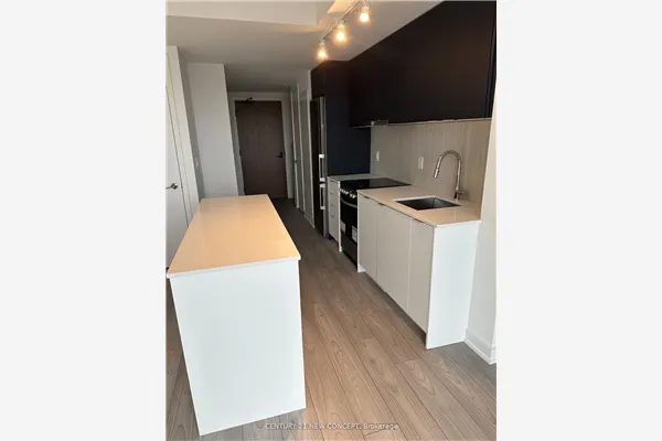 8 Tippett Road