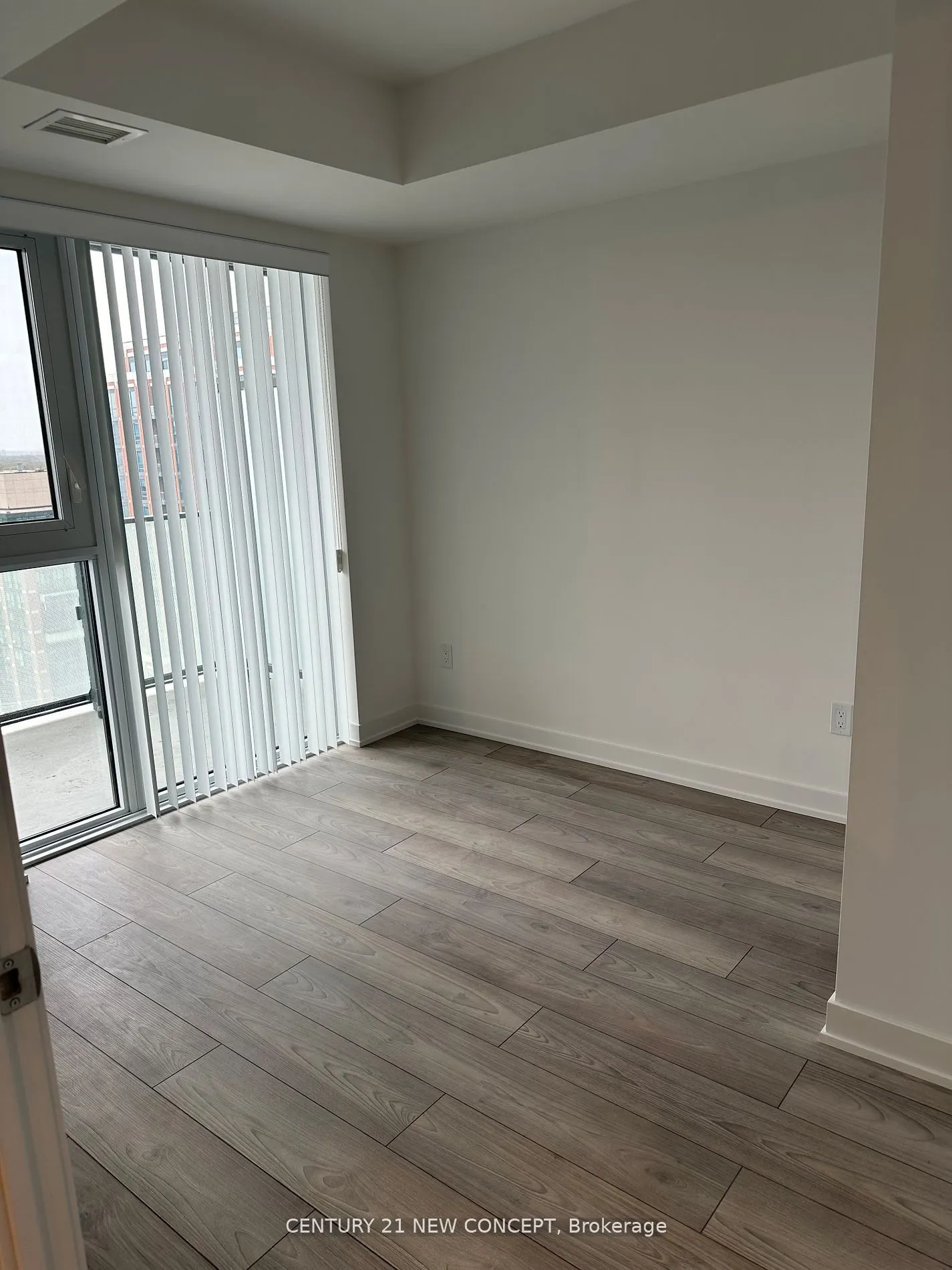8 Tippett Road #1402
