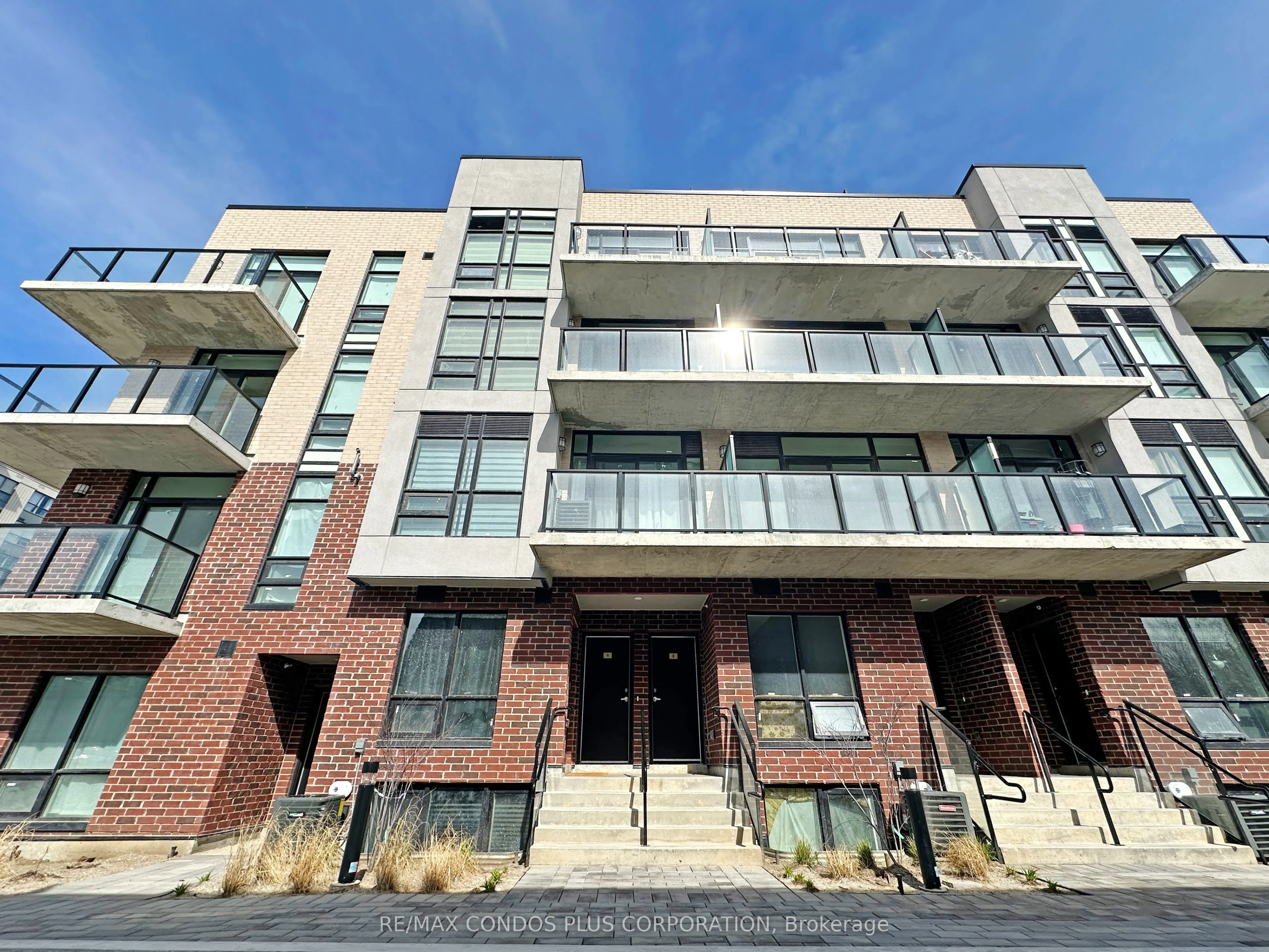871 Sheppard Avenue W #9