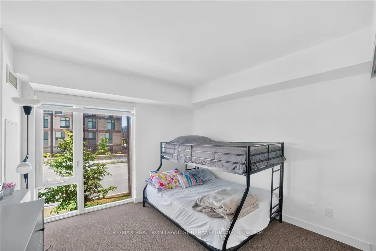 112 Varna Drive #4