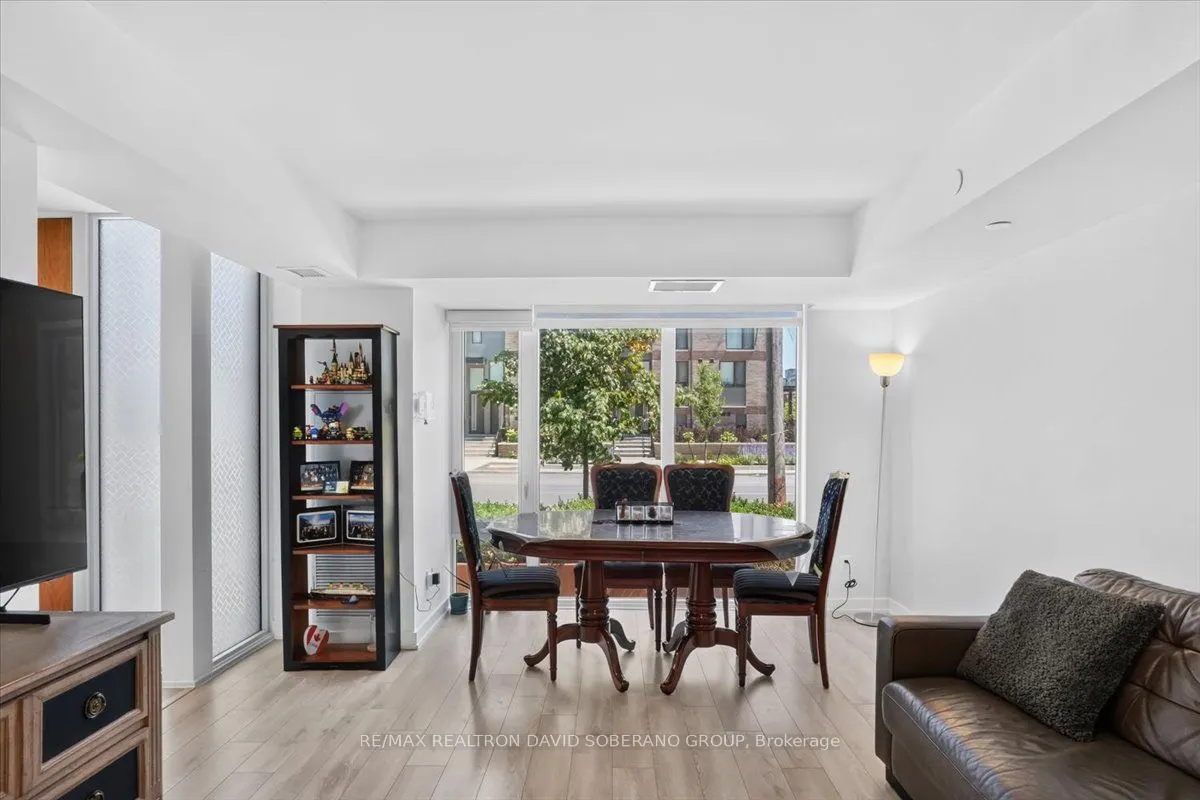 112 Varna Drive #4