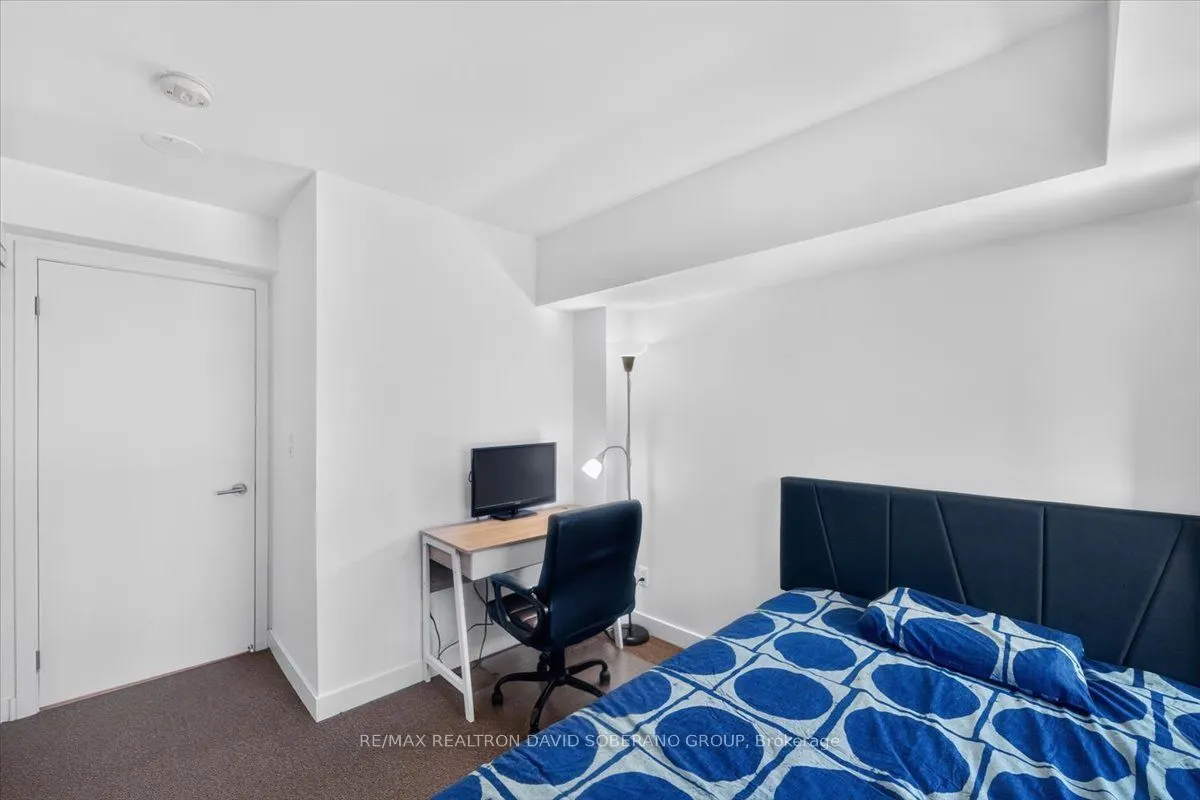 112 Varna Drive #4