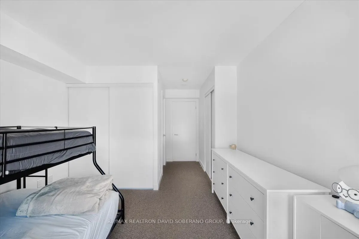 112 Varna Drive #4